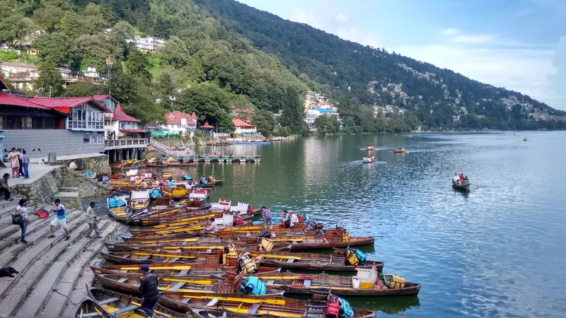 Image Nainital - Naini Lake image beautiful - Nainital : A beautiful lake and seven hills - Stamped Moments