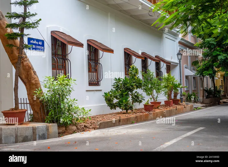 Image Pondicherry - French Colonial Town image beautiful image beautiful - Pondicherry beautiful hi-res stock photography and images - Page 5 ...