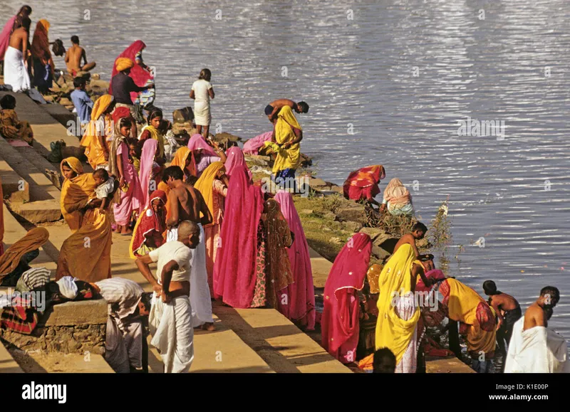 Image Pushkar - Sacred Lake image beautiful image beautiful - Pushkar lake and bathing hi-res stock photography and images - Alamy