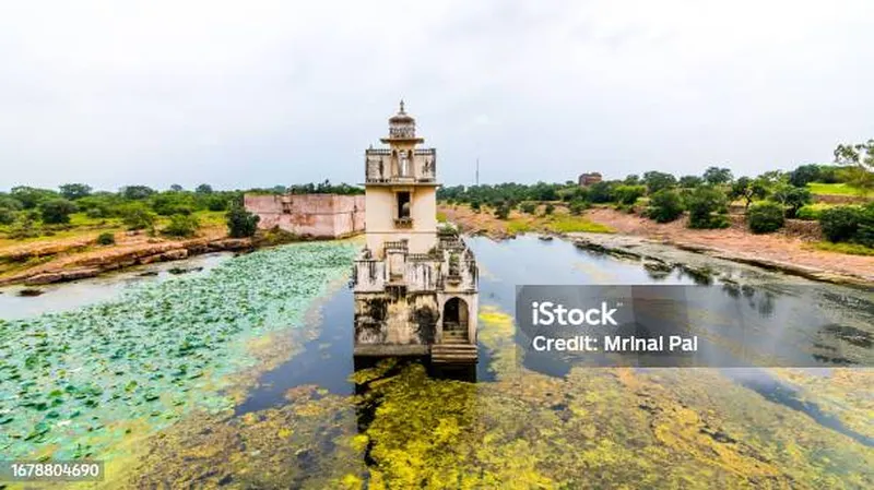 Image Rani Padmini Palace - Chittorgarh image beautiful image beautiful image beautiful image beautiful - Walking Track Park On Swaroop Sagar Lake Is Artificially Created ...