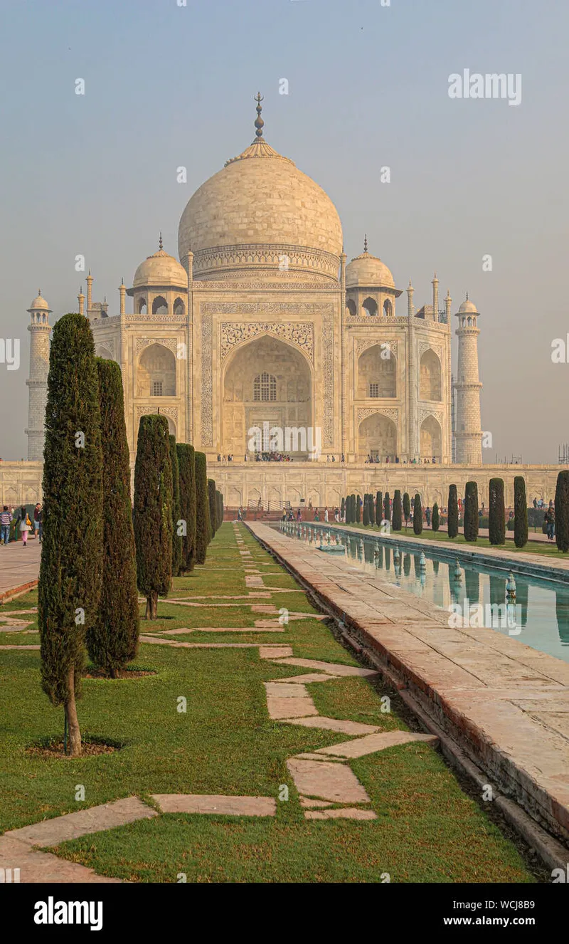 Image Taj Mahal - Agra image beautiful - The iconic and beautiful exterior of the Taj Mahal, the most ...