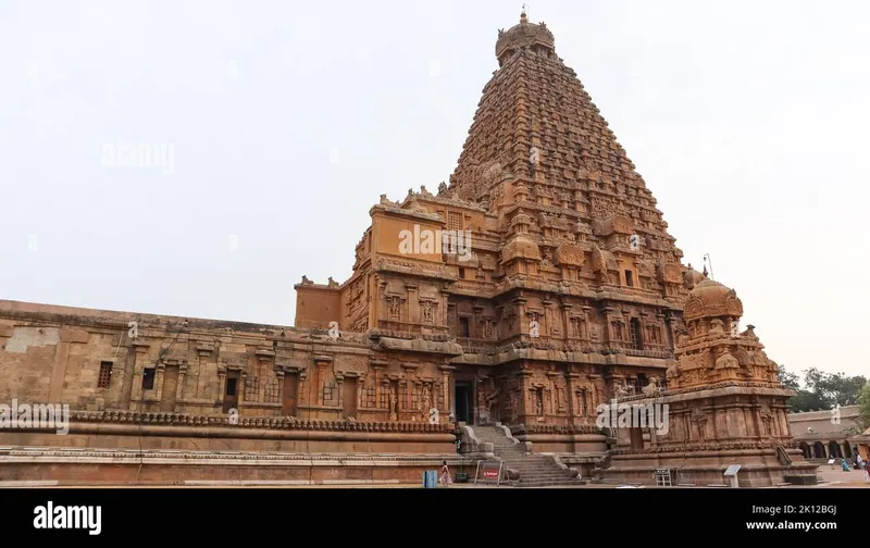 Image Thanjavur - Brihadeeswarar Temple image beautiful image beautiful - The Beautiful Brihadeshwara Temple, Chola Dynasty Temple ...