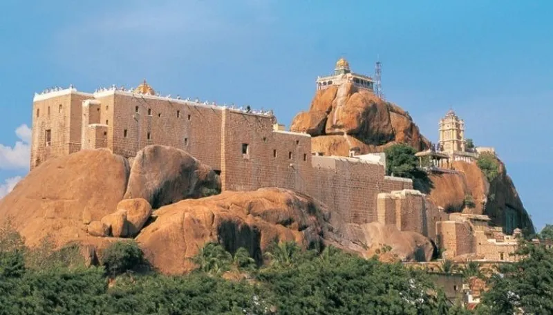 Image Trichy (Tiruchirappalli) - Rock Fort image beautiful image beautiful - Aayiram Kaal Mandapam, tiruchirappalli, India - Top Attractions ...