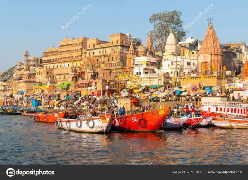 Image Varanasi - Ghats of the Ganges image beautiful image beautiful - Varanasi, India, 23 March 2019 - Varanasi Ganges river ghat with ...